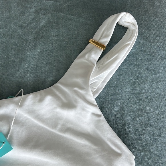 New Melissa Odabash one piece swimsuit - Picture 2 of 6